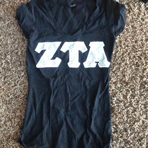 ZTA V-neck